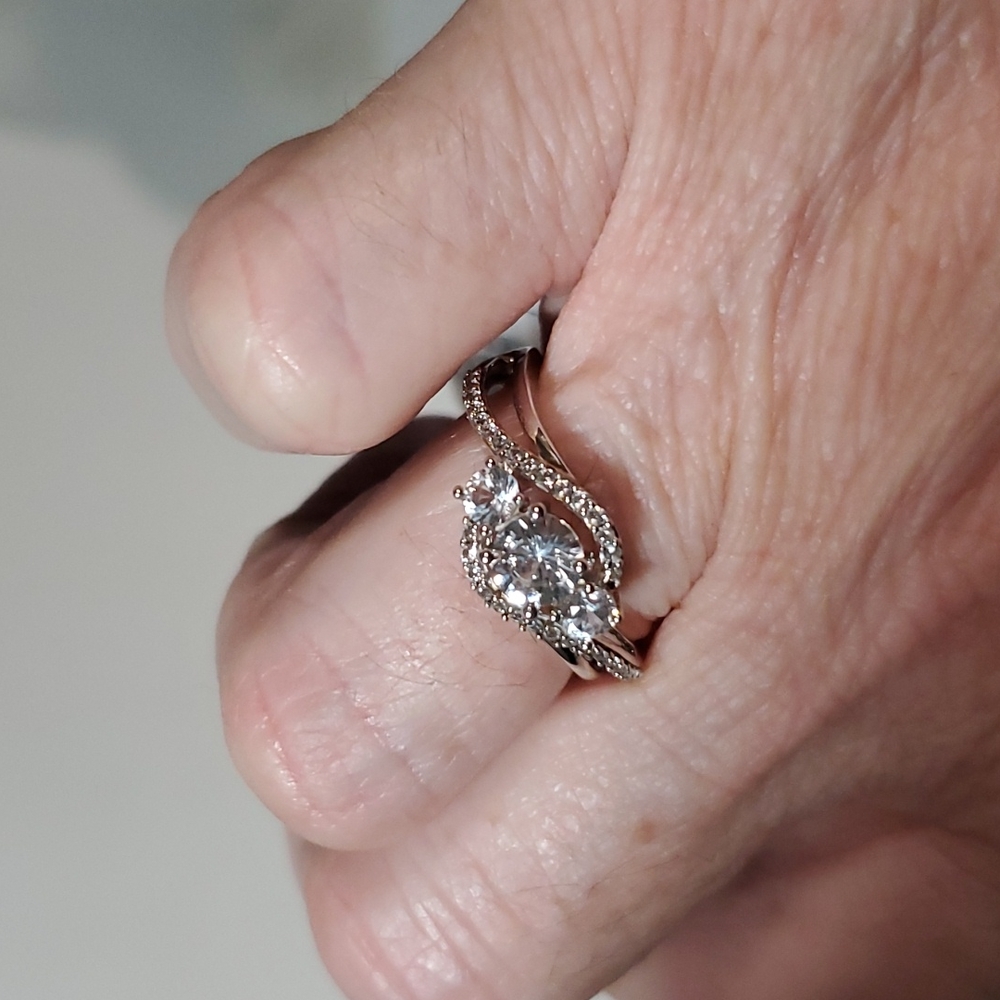 ❤White Sapphire Ring NWT ❤